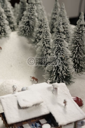 Modellbahnlandschaft im Winter
